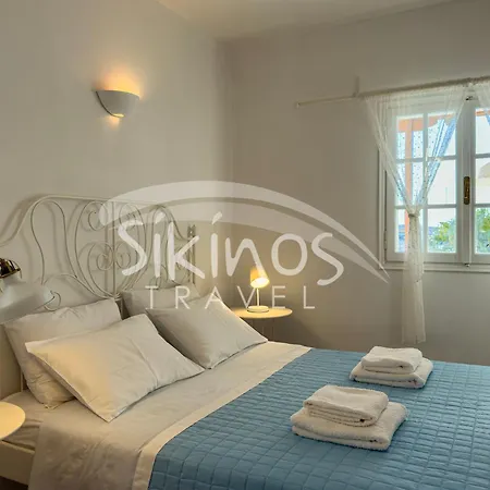 Beachfront Cycladic House *