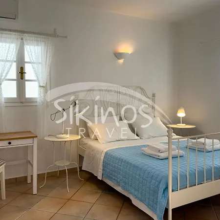 Beachfront Cycladic House *