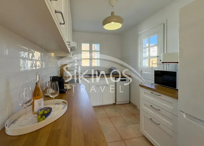 Beachfront Cycladic House 卡拉沃斯塔西